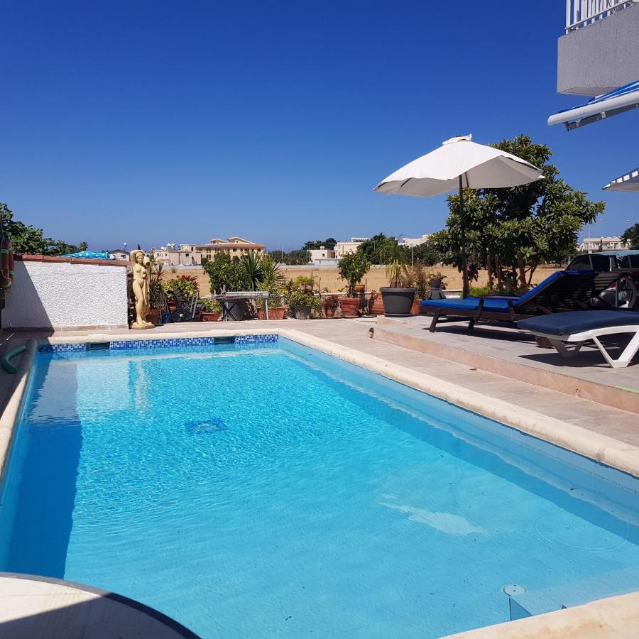 Ferienwohnung Peaceful Townhouse With Private Pool Near The Sea Paphos Exterior foto