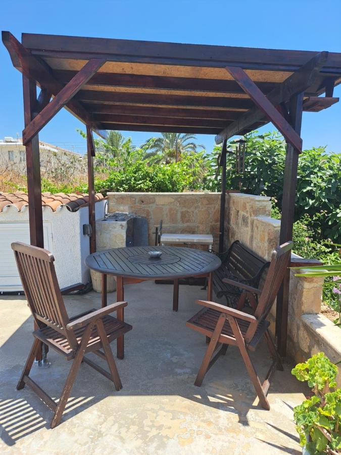Ferienwohnung Peaceful Townhouse With Private Pool Near The Sea Paphos Exterior foto